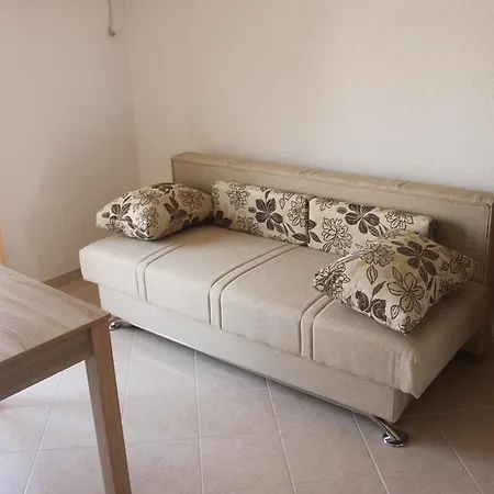 Apartments Miletic J-I Vodice Room photo