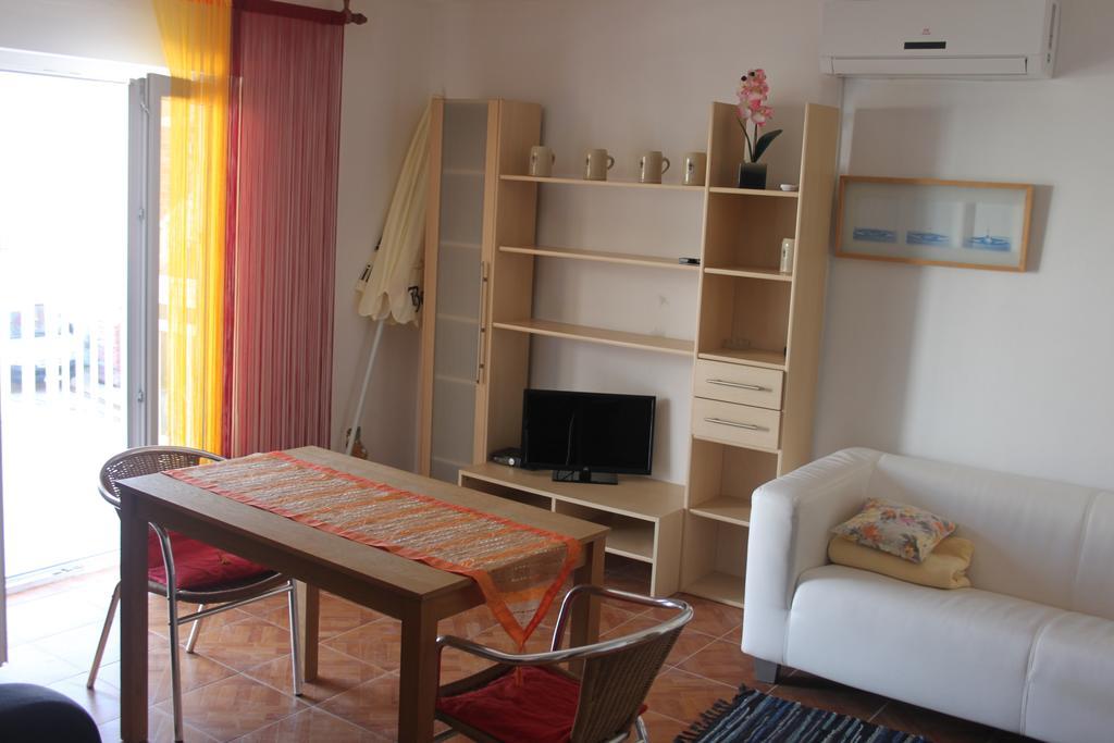 Apartment Miletic J-i