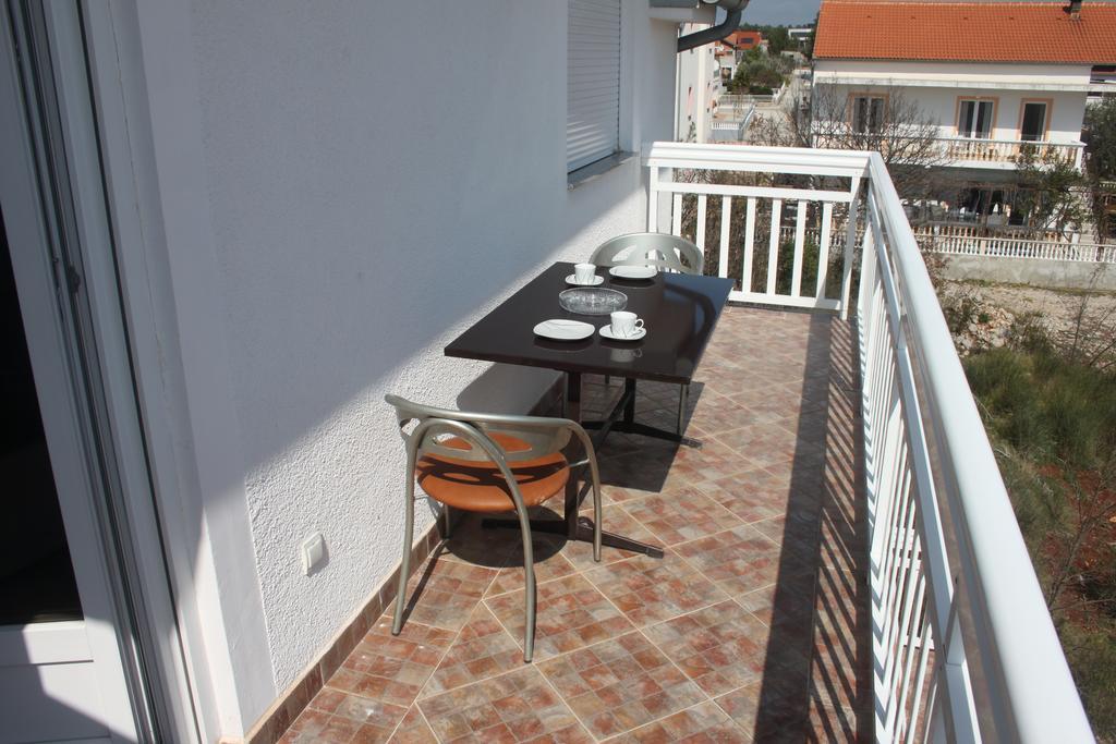 Apartment Miletic J-i *